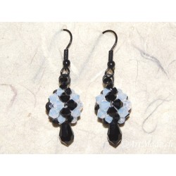 Earrings 14 a